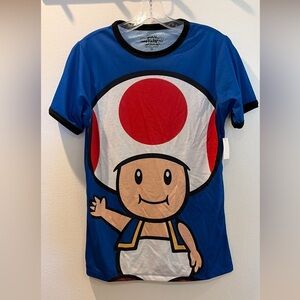 NWT Universal studios Super Nintendo world shirt size XS